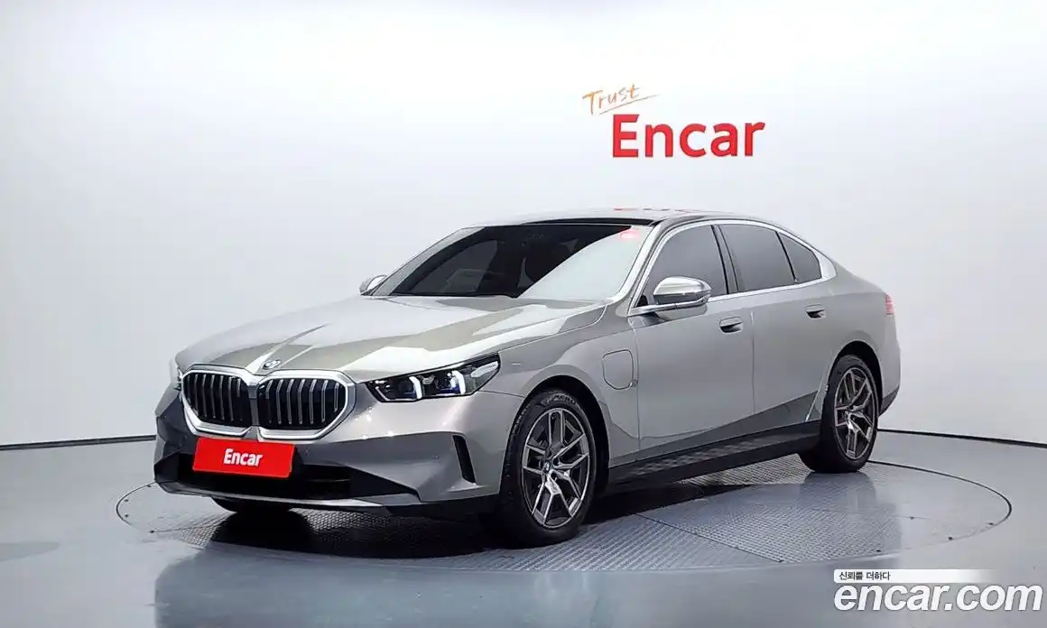 BMW 5-Series 2025 2.0 Автомат в Москве № 227916, фото 10