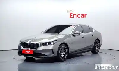 BMW 5-Series 2025 2.0 Автомат в Москве № 227916, миниатюра 10