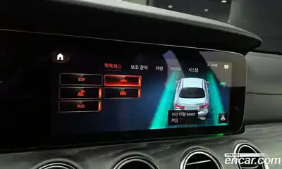 Mercedes-Benz E-Class 2023 2.0 Автомат в Москве № 229497, миниатюра 3