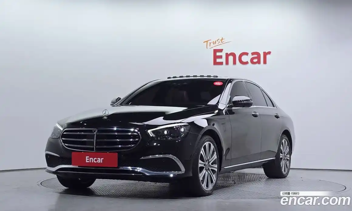 Mercedes-Benz E-Class 2023 2.0 Автомат в Москве № 229497, фото 10