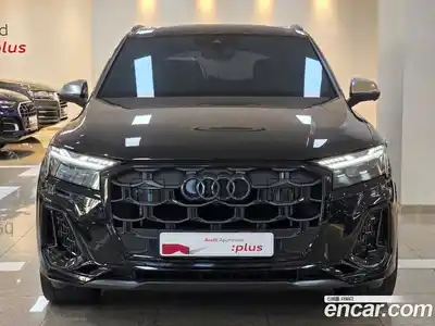 Audi SQ7 2025 4.0 Автомат в Москве № 230329, миниатюра 3