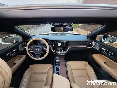 Volvo V60 2023 2.0 Автомат в Москве № 230363, миниатюра 7