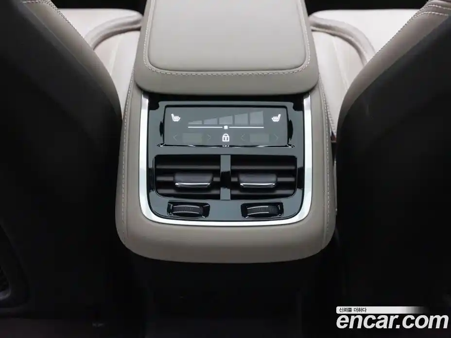 Volvo XC90 2026 2.0 Автомат в Москве № 230743, фото 12