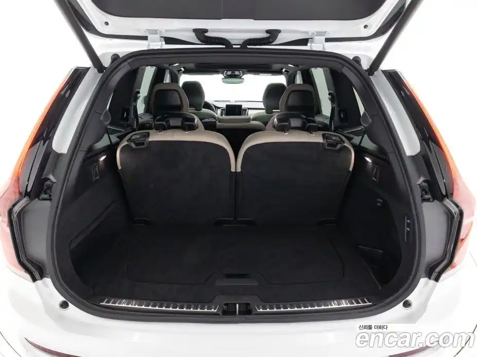 Volvo XC90 2026 2.0 Автомат в Москве № 230743, фото 17