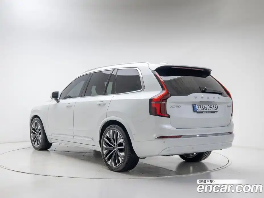 Volvo XC90 2026 2.0 Автомат в Москве № 230743, фото 4