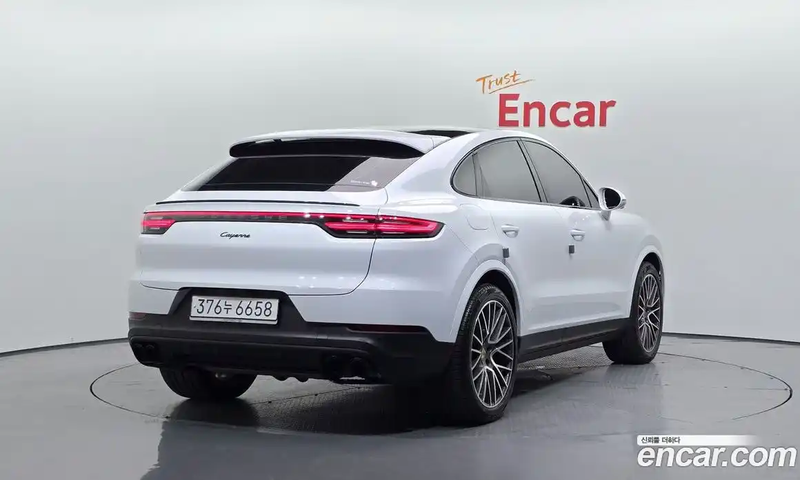 Porsche Cayenne 2021 3.0 Автомат в Москве № 230963, фото 11