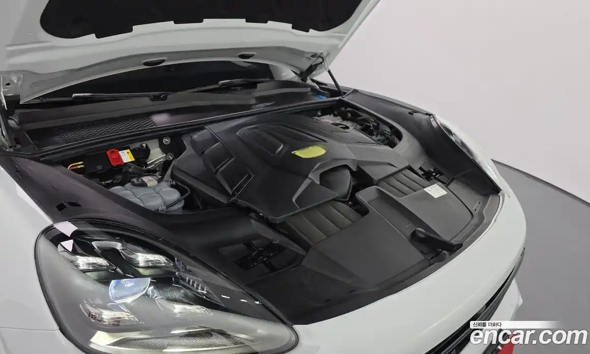 Porsche Cayenne 2021 3.0 Автомат в Москве № 230963, фото 13