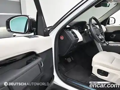 Land Rover Discovery 2022 3.0 Автомат в Москве № 231332, миниатюра 11