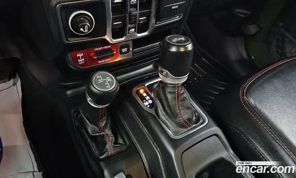 Jeep Wrangler 2020 2.0 Автомат в Москве № 232535, фото 9