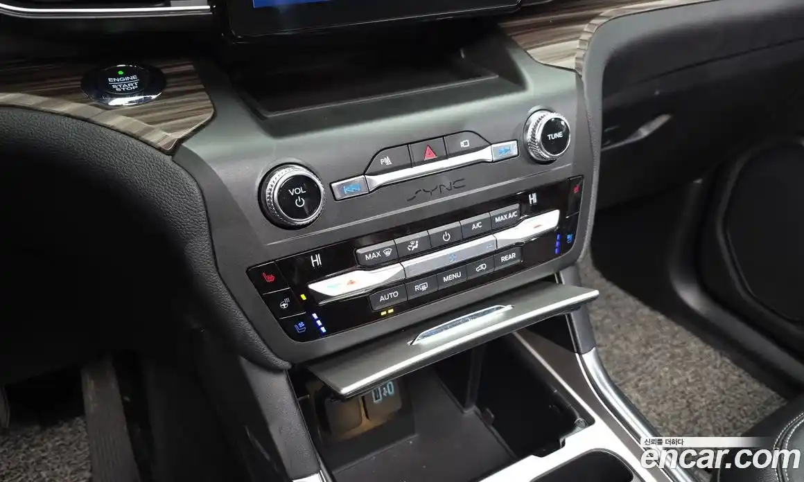 Ford Explorer 2020 2.3 Автомат в Москве № 233157, фото 4