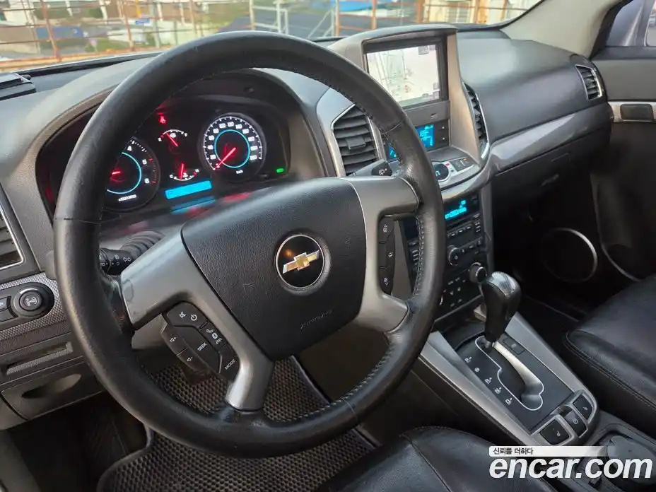 Chevrolet Captiva 2012 2.0 Автомат в Москве № 237330, фото 14
