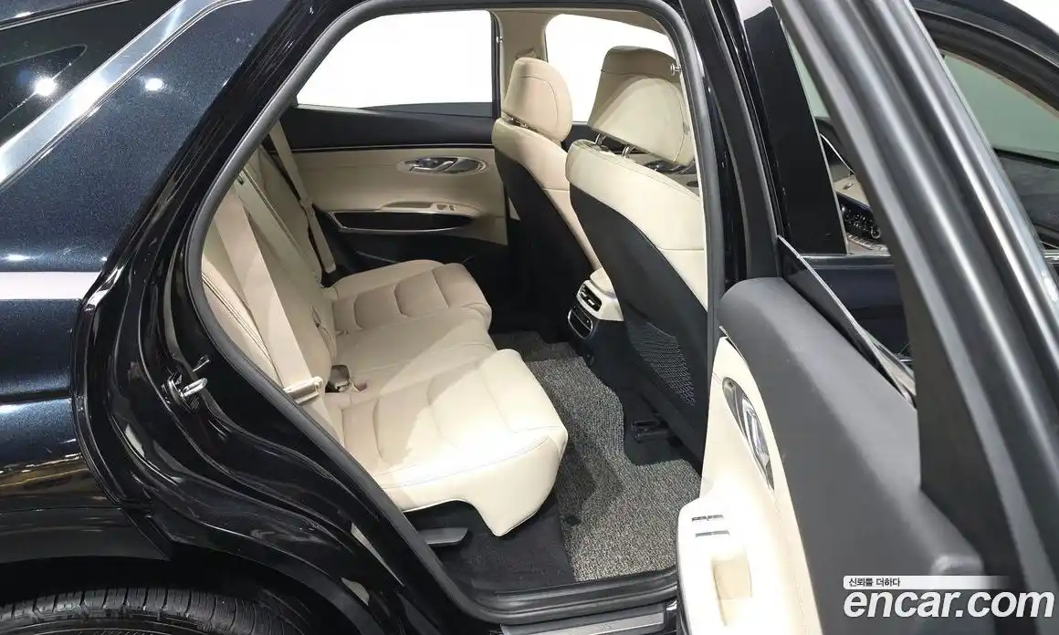 Genesis GV70 2021 2.5 Автомат в Москве № 24774, фото 12