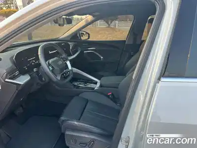 Audi Q5 2025 2.0 Автомат в Москве № 250066, миниатюра 11