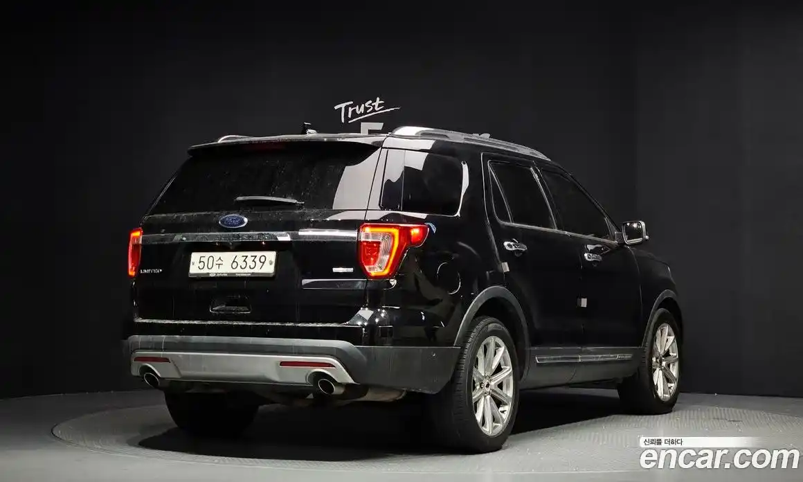 Ford Explorer 2017 2.3 Автомат в Москве № 255659, фото 3