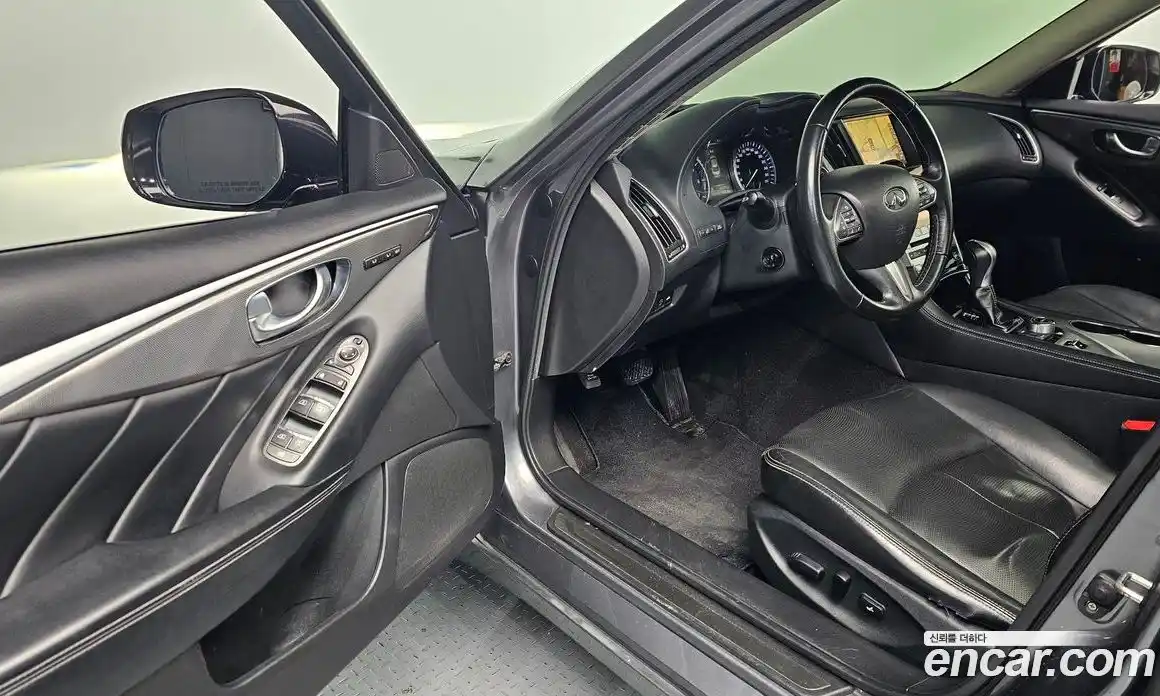 Infiniti Q50 2016 2.1 Автомат в Москве № 256179, фото 8