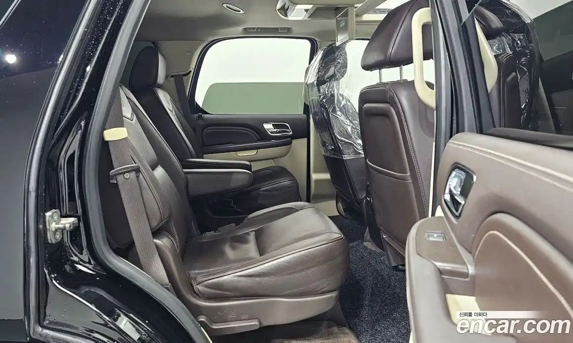 Cadillac Escalade 2013 6.2 Автомат в Москве № 256417, фото 12