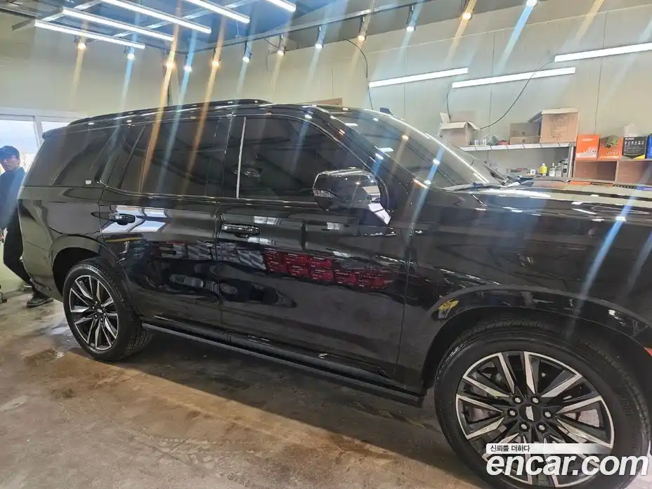 Cadillac Escalade 2022 6.2 Автомат в Москве № 256521, фото 2