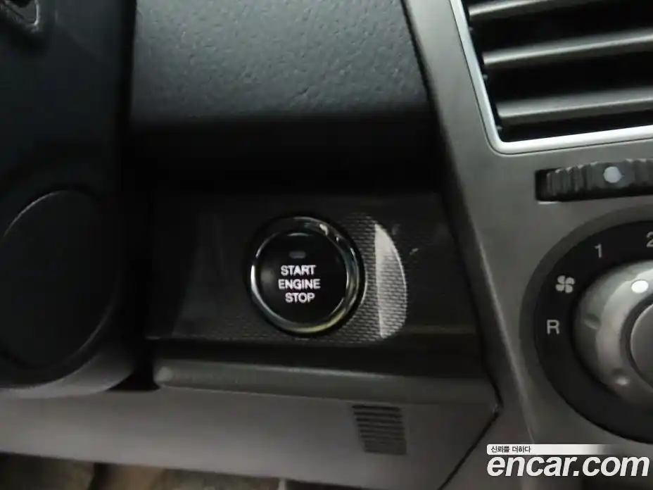 SsangYong Korando 2015 2.0 Автомат в Москве № 261041, фото 13