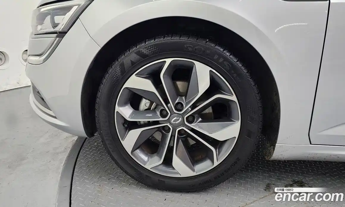 Renault SM6 2019 2.0 Автомат в Москве № 274218, фото 4