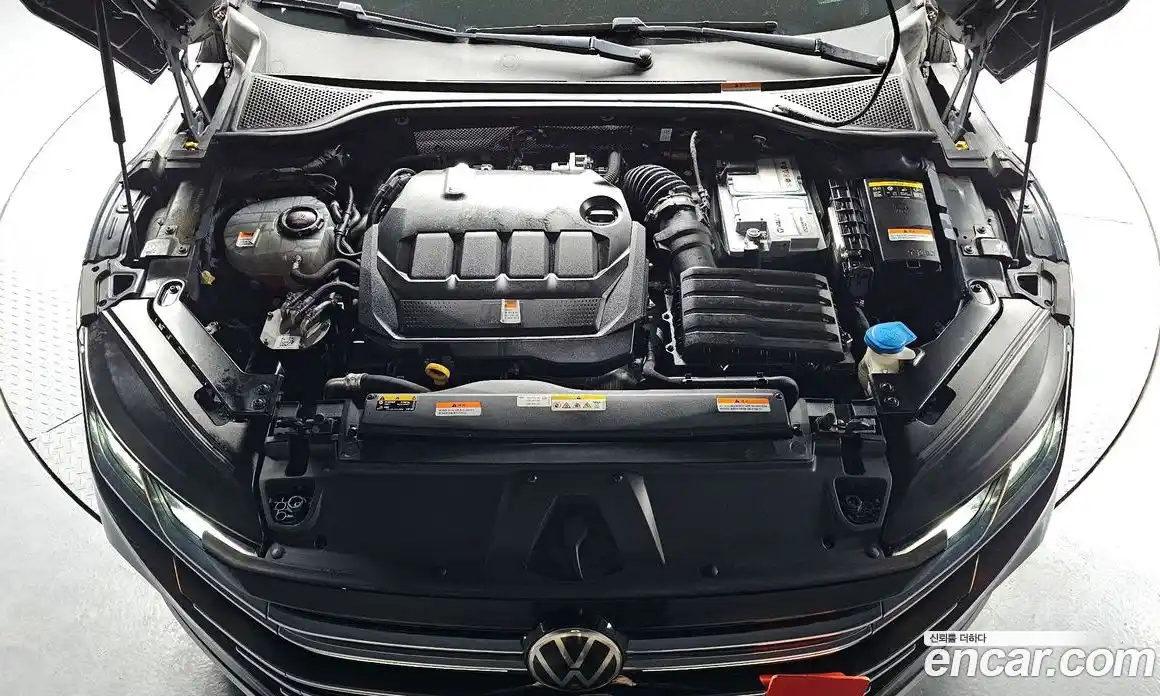 Volkswagen Arteon 2023 2.0 Автомат в Москве № 277219, фото 13