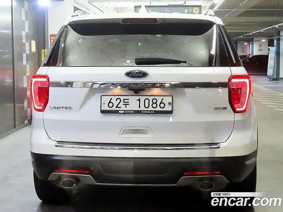 Ford Explorer 2019 2.3 Автомат в Москве № 281911, фото 5