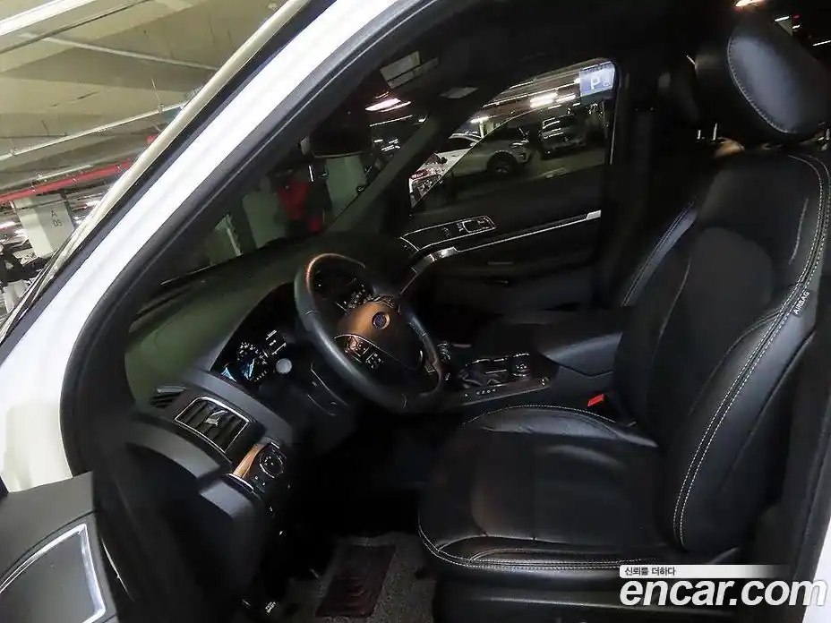 Ford Explorer 2019 2.3 Автомат в Москве № 281911, фото 6