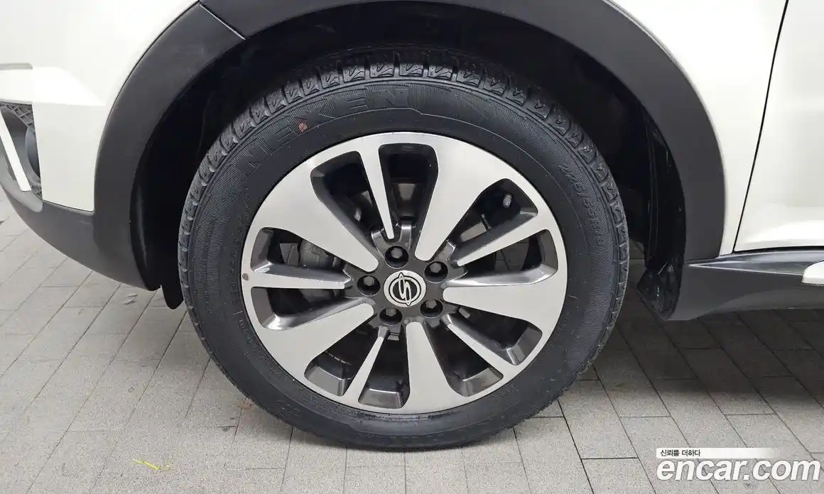 SsangYong Korando 2015 2.0 Автомат в Москве № 28267, фото 16