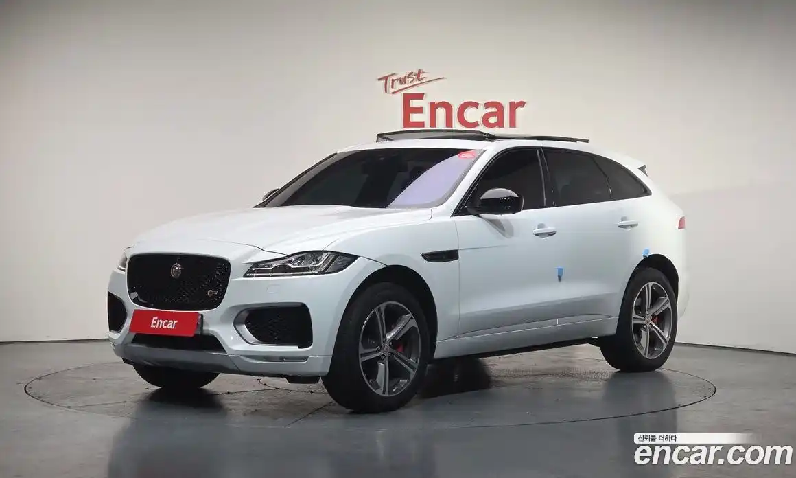 Jaguar F-Pace 2017 3.0 Автомат в Москве № 283839, фото 15