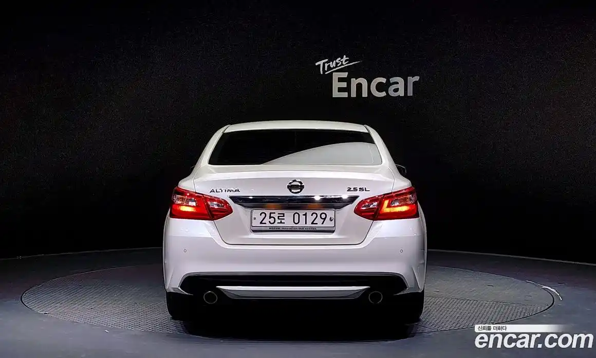 Nissan Altima 2017 2.5 Автомат в Москве № 284917, фото 17