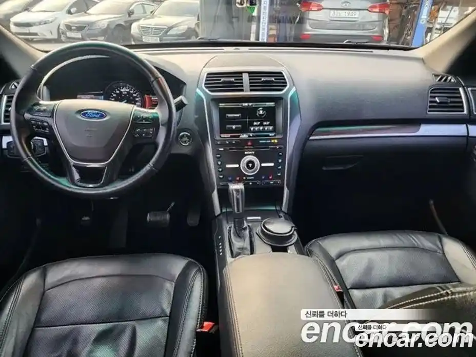 Ford Explorer 2016 2.3 Автомат в Москве № 285562, фото 9