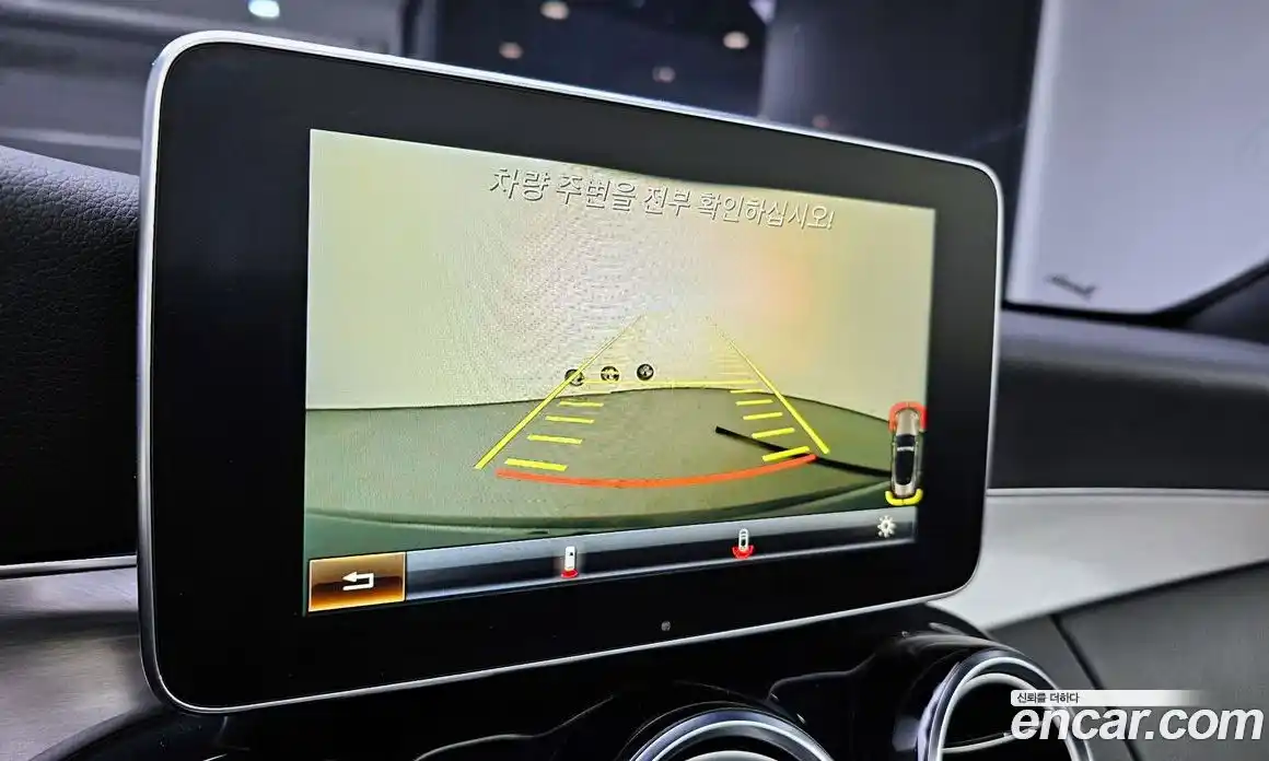 Mercedes-Benz C-Class 2018 2.0 Автомат в Москве № 291047, фото 18