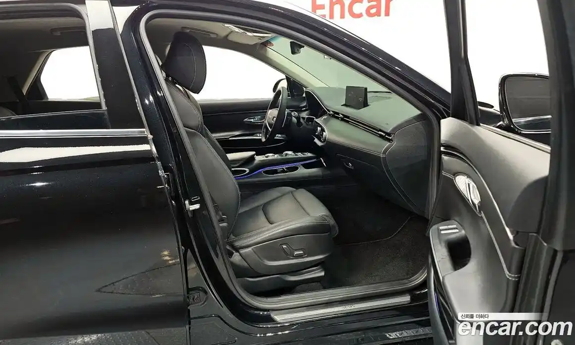 Genesis GV70 2022 2.5 Автомат в Москве № 298820, фото 13