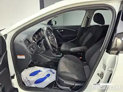 Volkswagen Polo 2015 1.4 Автомат в Москве № 301927, миниатюра 11