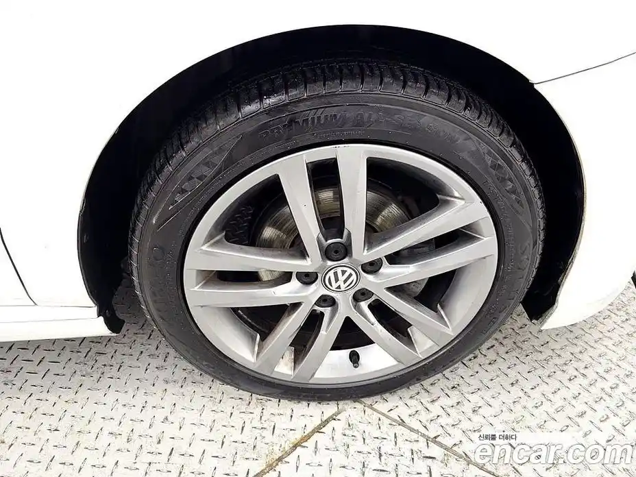 Volkswagen Polo 2015 1.4 Автомат в Москве № 301927, фото 5