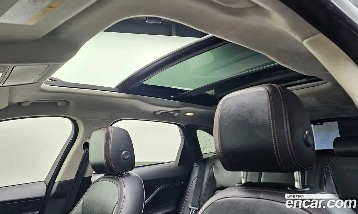 Jaguar F-Pace 2019 2.0 Автомат в Москве № 304946, фото 14