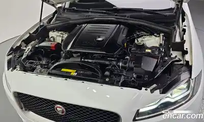 Jaguar F-Pace 2019 2.0 Автомат в Москве № 304946, миниатюра 2