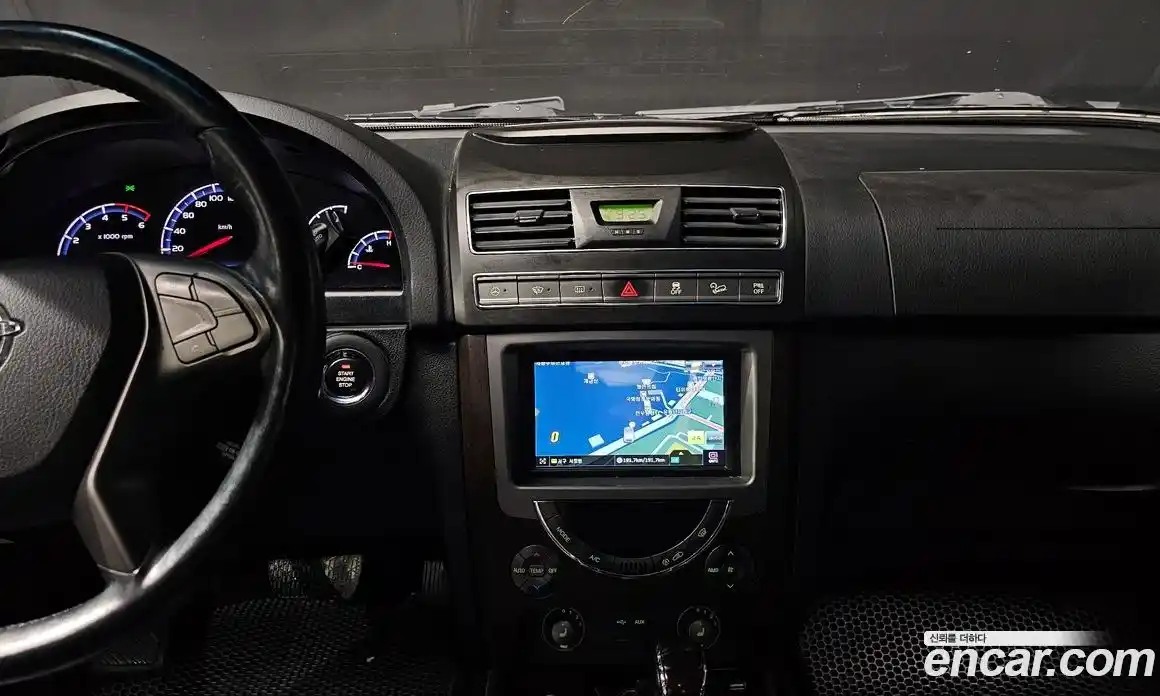 SsangYong Rexton 2015 2.0 Автомат в Москве № 30598, фото 6