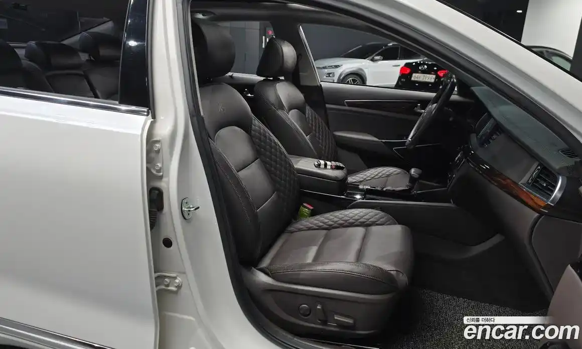 Kia K7 2016 3.3 Автомат в Москве № 308381, фото 12