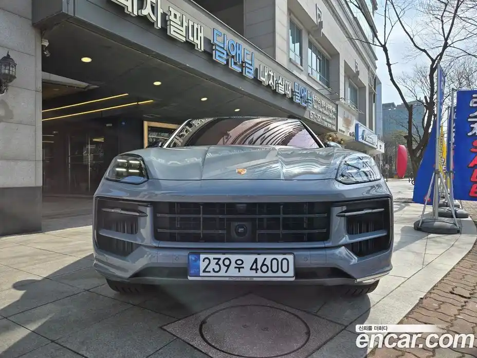 Porsche Cayenne 2025 4.0 Автомат в Москве № 312761, фото 3