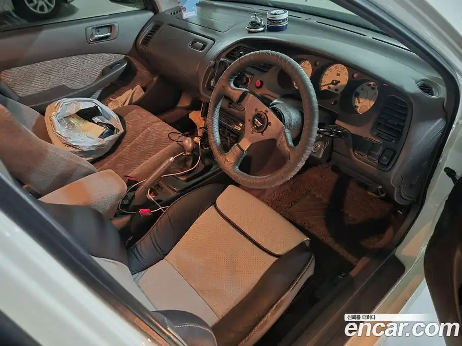 Honda Accord 1998 2.0 Механическая в Москве № 318760, фото 3