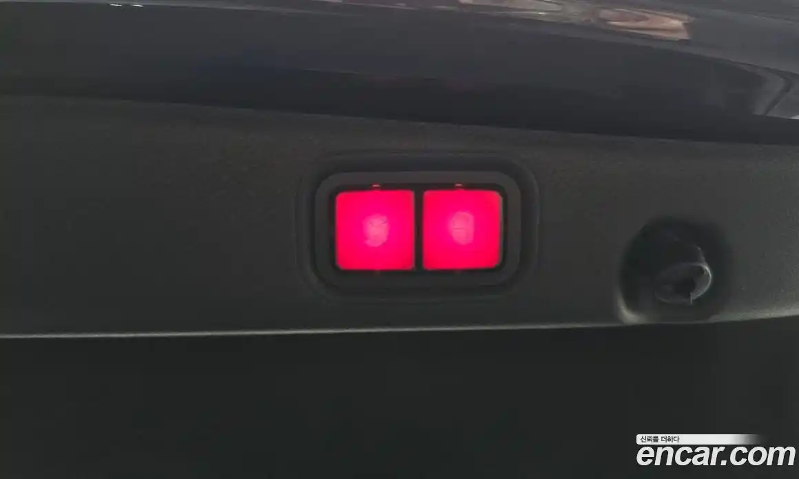 Mercedes-Benz E-Class 2021 2.0 Автомат в Москве № 324984, фото 1