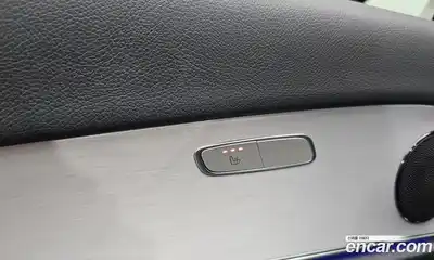 Mercedes-Benz E-Class 2021 2.0 Автомат в Москве № 324984, миниатюра 2