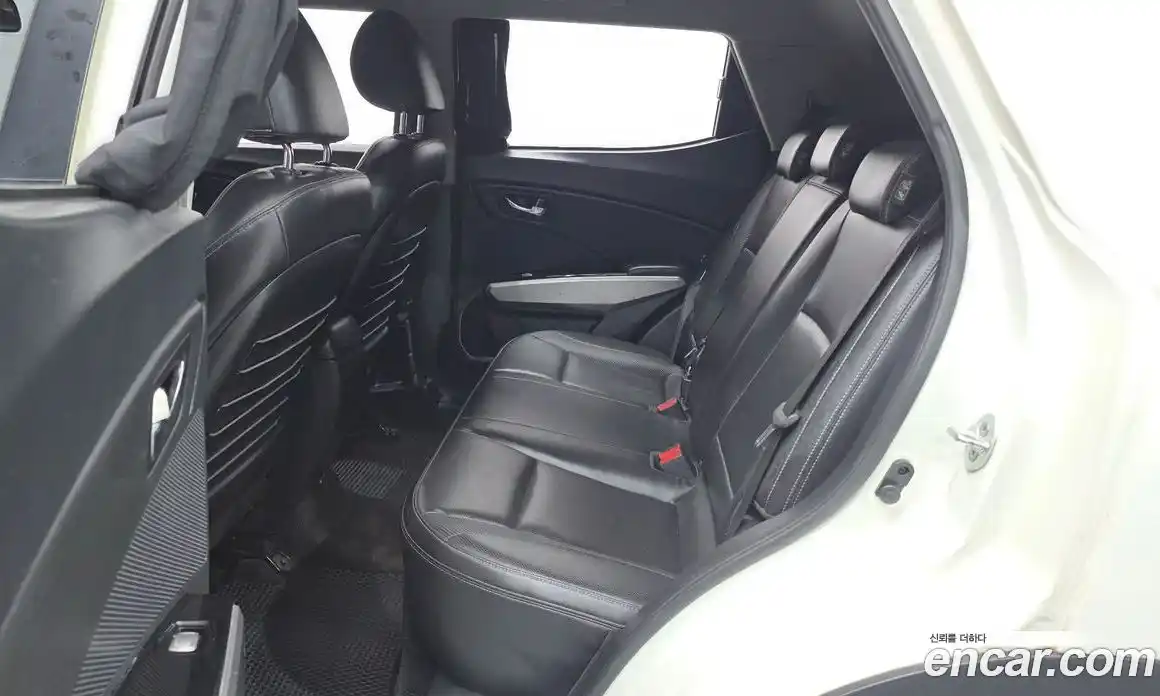 SsangYong TIBOLI 2016 1.6 Автомат в Москве № 33582, фото 12