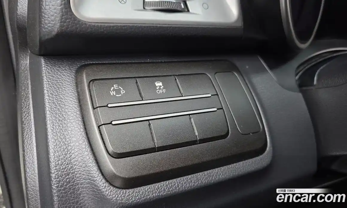 SsangYong TIBOLI 2016 1.6 Автомат в Москве № 33582, фото 17