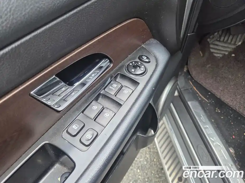 SsangYong Rexton 2013 2.0 Автомат в Москве № 341605, фото 8