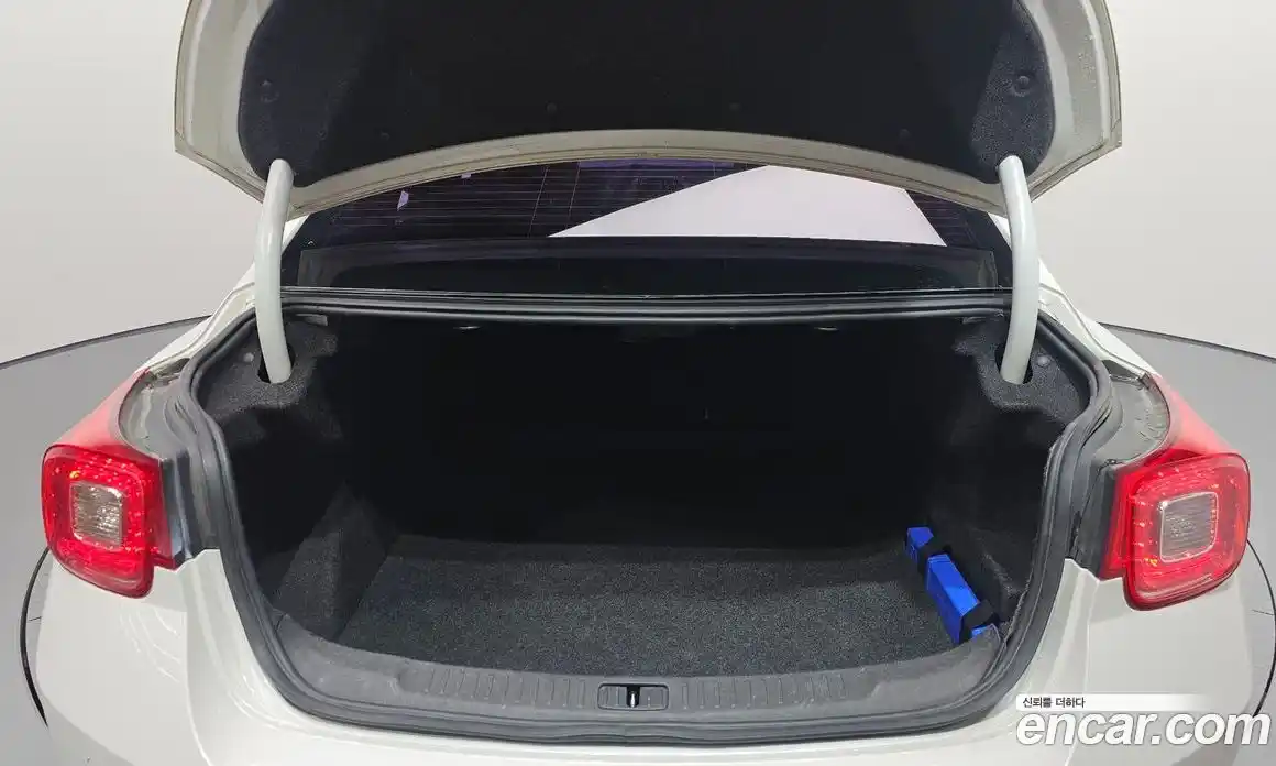 Chevrolet Malibu 2016 2.0 Автомат в Москве № 37925, фото 14