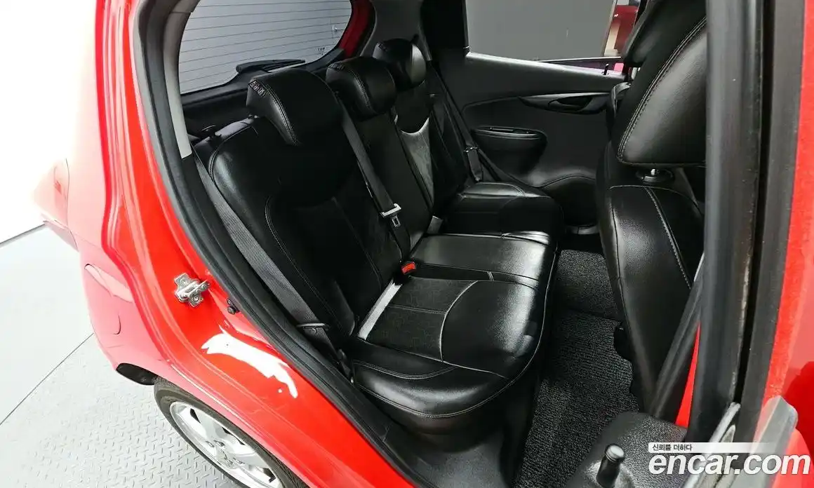 Chevrolet Spark 2016 1.0 Автомат в Москве № 38063, фото 17