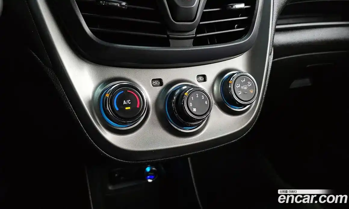 Chevrolet Spark 2016 1.0 Автомат в Москве № 38063, фото 8