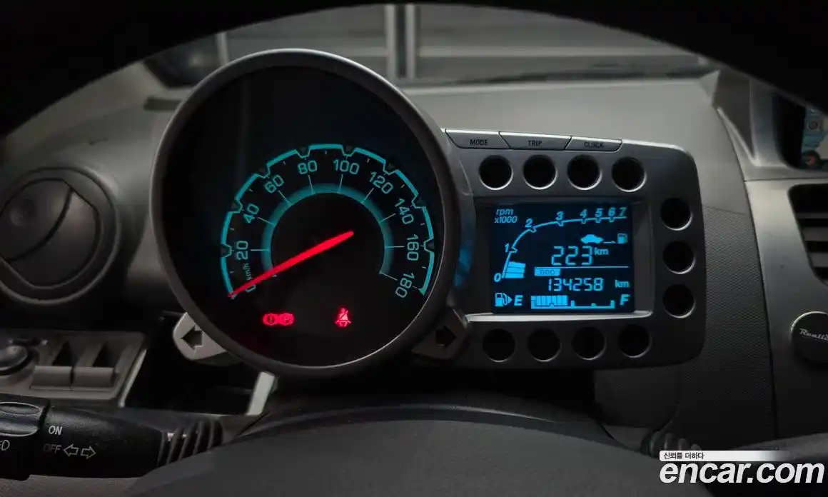 Chevrolet Matiz 2011 1.0 Автомат в Москве № 38598, фото 18