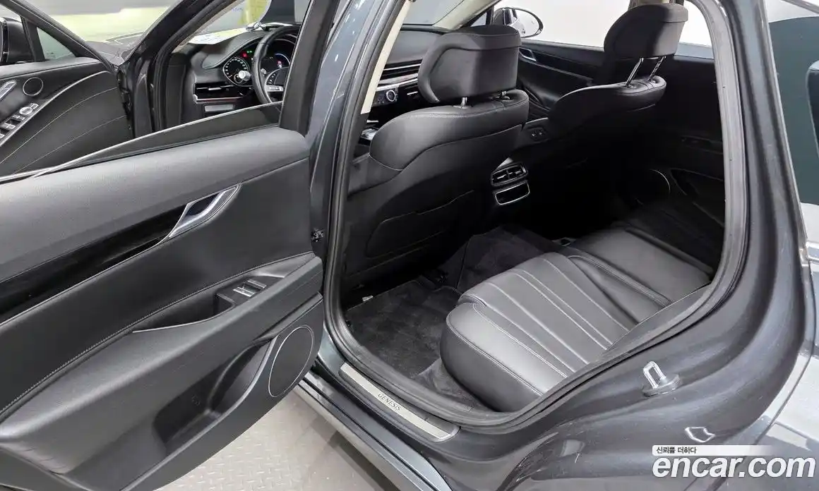 Genesis G80 2021 2.5 Автомат в Москве № 386634, фото 11